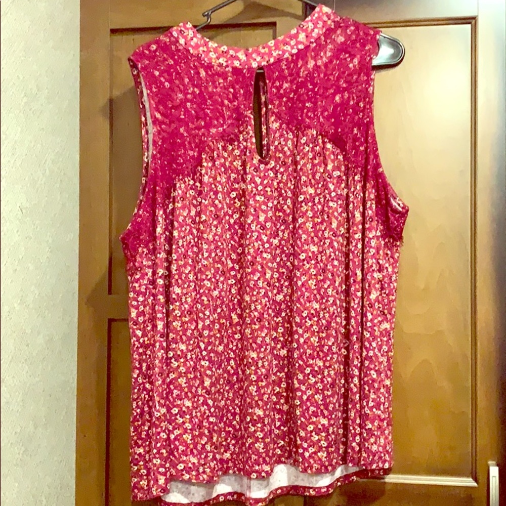 Sleeveless Blouse